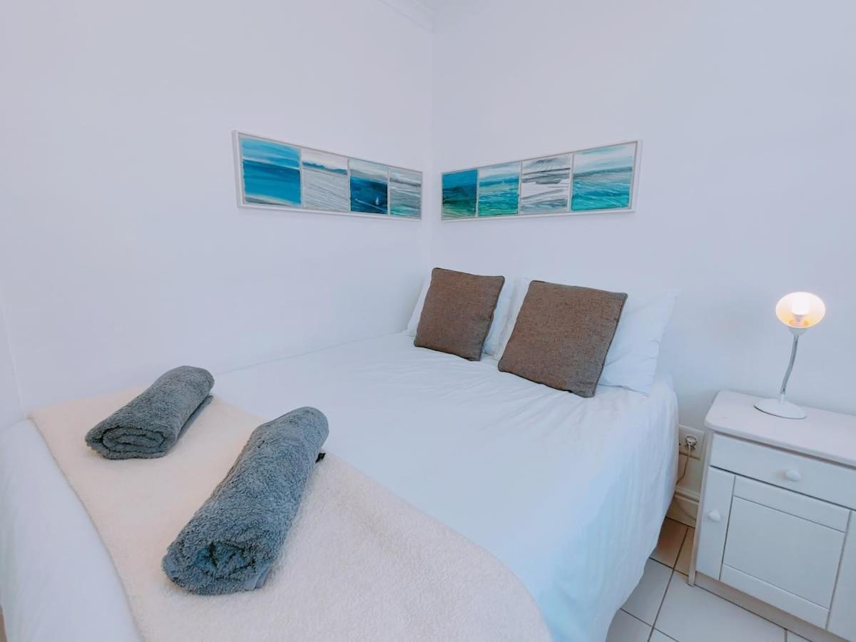 Bay Views Apartment Simon's Town Bagian luar foto