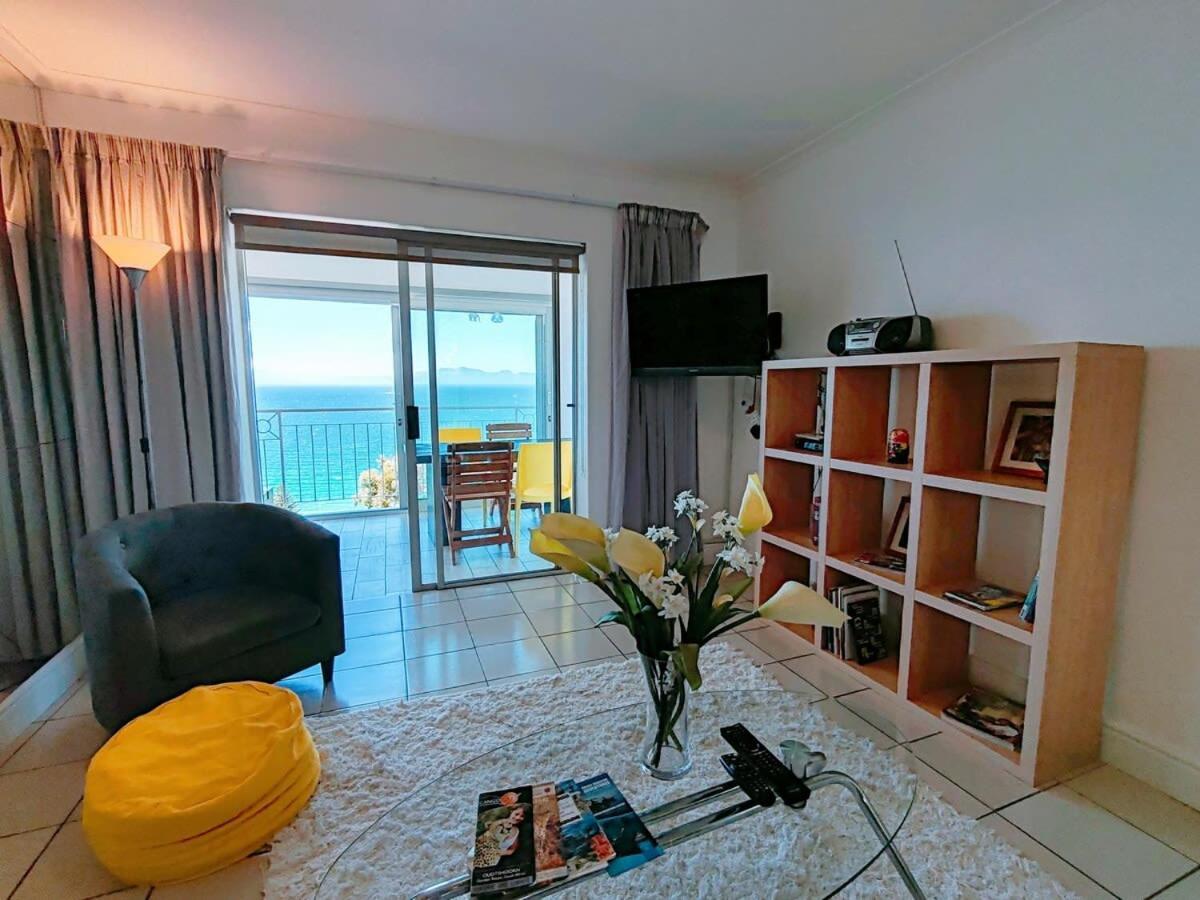 Bay Views Apartment Simon's Town Bagian luar foto