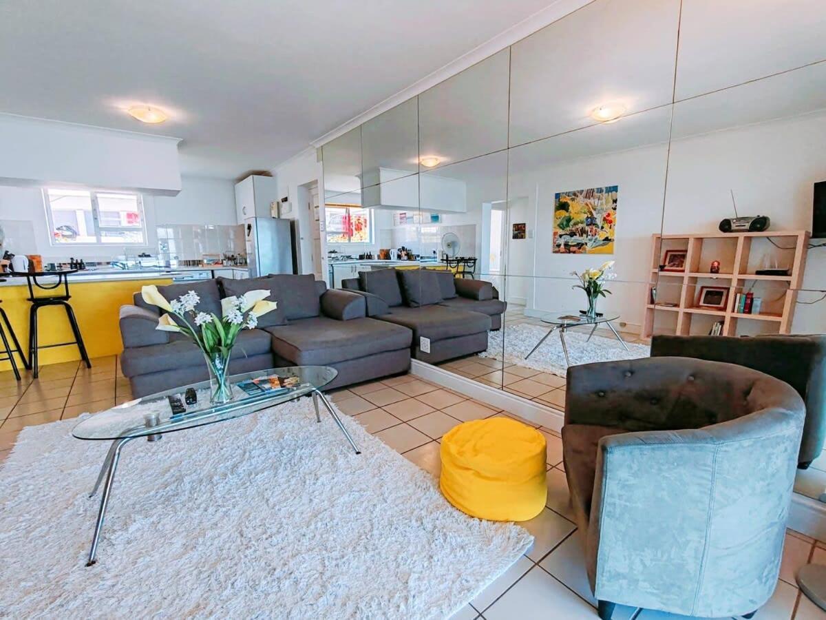 Bay Views Apartment Simon's Town Bagian luar foto